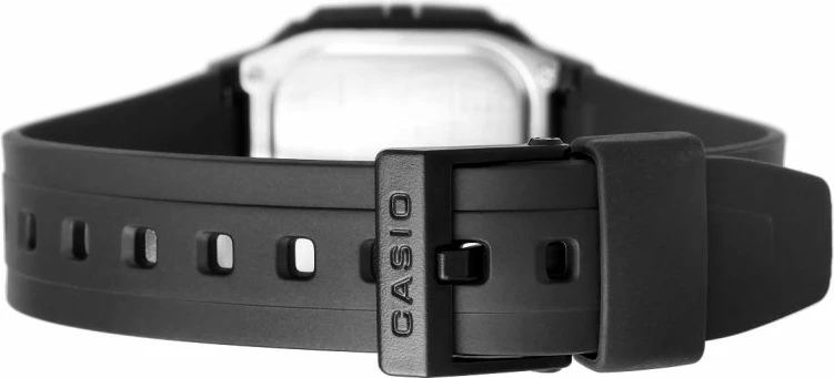 Orë dore për meshkuj Casio, e zezë