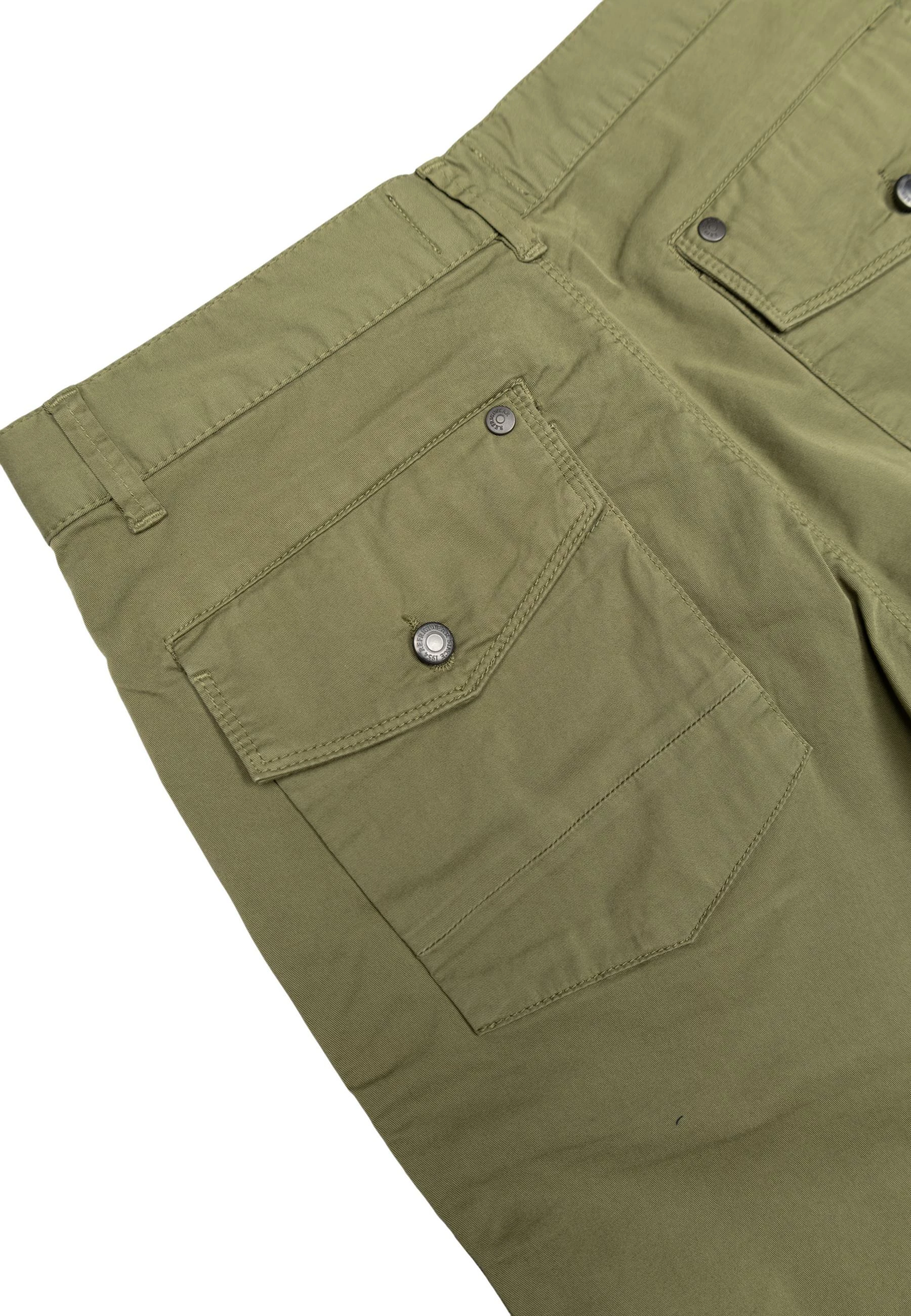 Shorce për meshkuj Refrigiwear GA9103P56200, të gjelbra ulliri [Madhësia: W29]