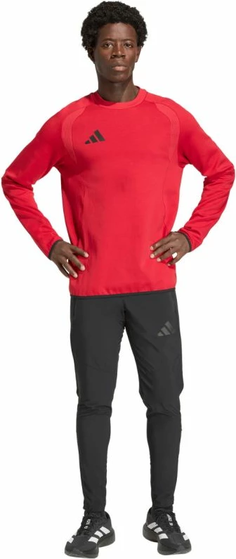 Duks për meshkuj adidas Tiro 26 Travel Crew KD3324, i kuq [Madhësia: M]