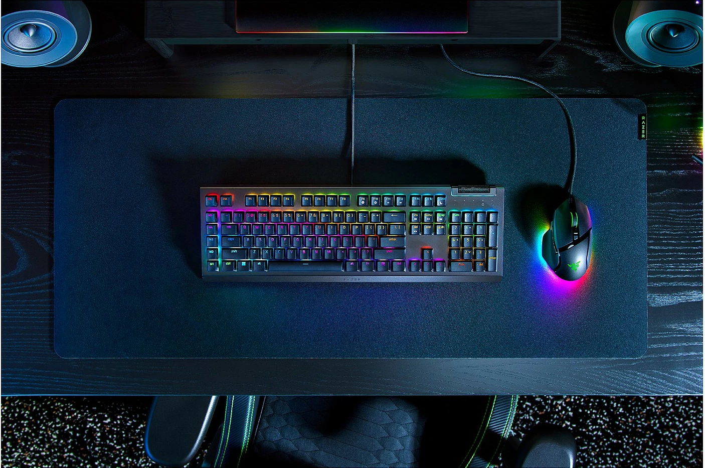Tastierë Razer BlackWidow V4 X, mekanike Razer Green, RGB, USB, full-size QWERTZ (DE), e zezë