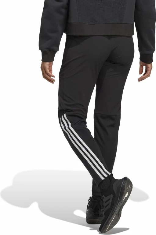 Pantallona sportive për femra adidas