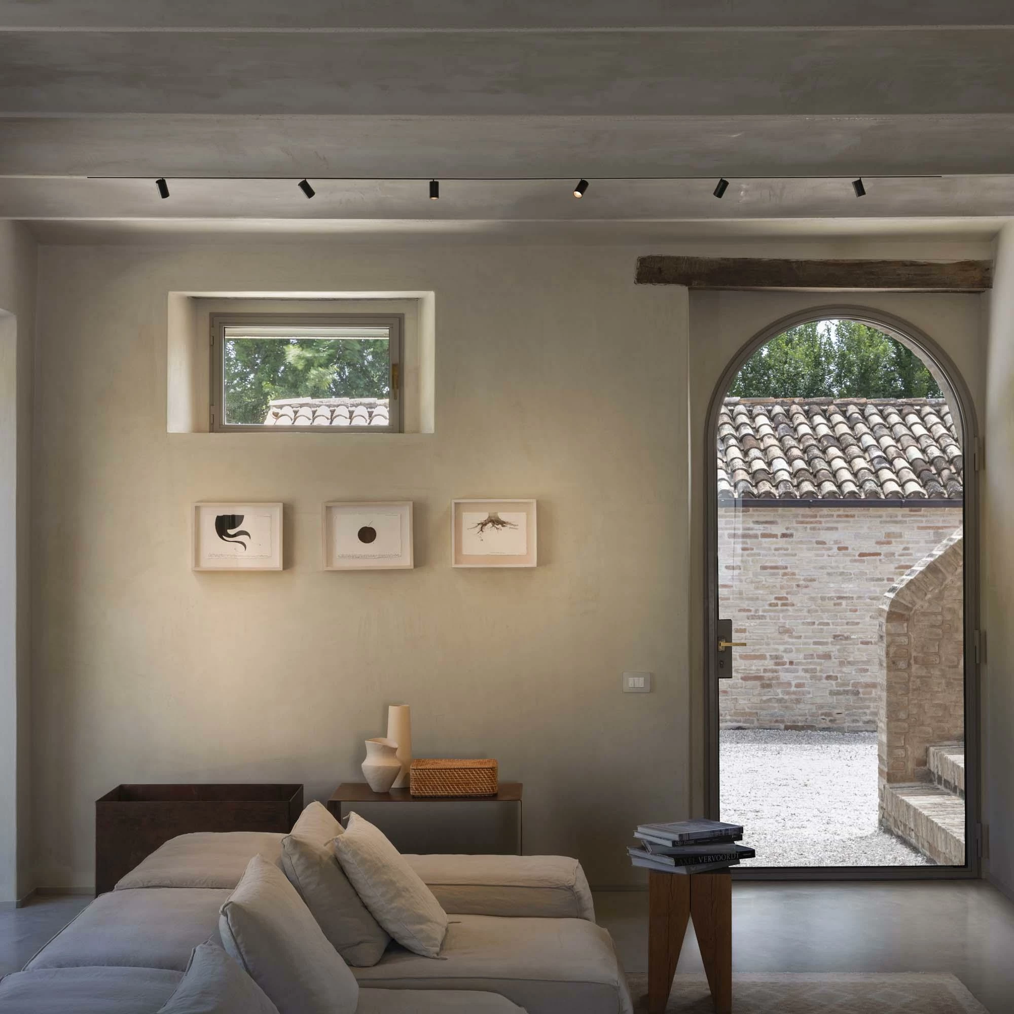 Sistemet e ndriçimit Deva track 2,5w