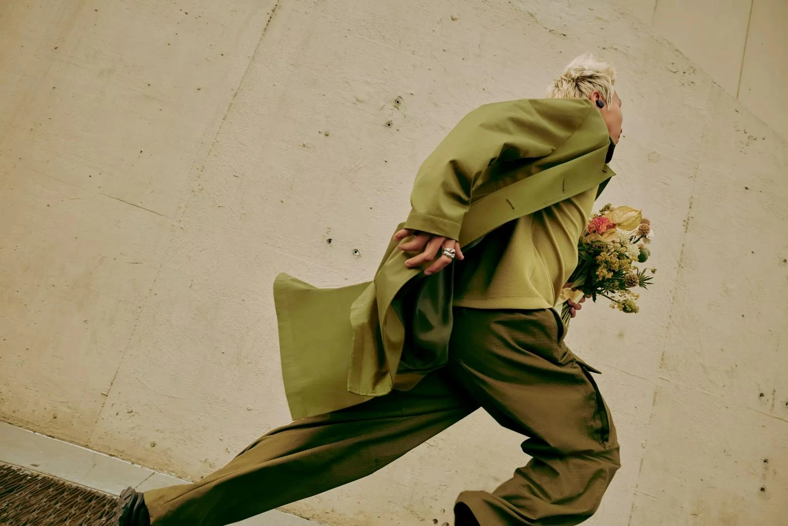 Kufje Bose 888507-0100, wireless, Bluetooth 5.3, me kuti karikimi, të zeza