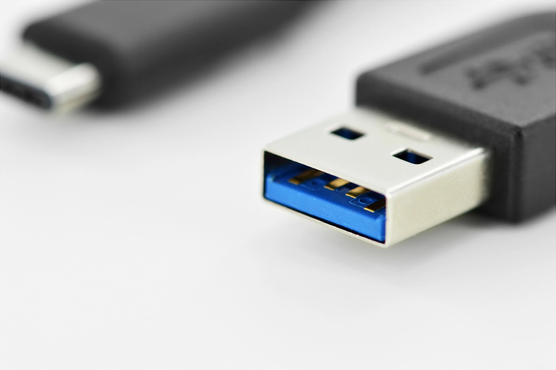 Kabllo USB Digitus USB 3.0 Type-C në Type-A, 1m, e zezë
