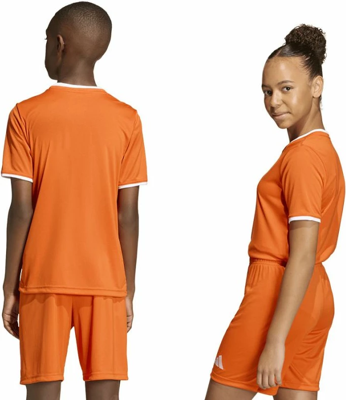Maicë adidas, 176 cm [Madhësia: 152 cm]