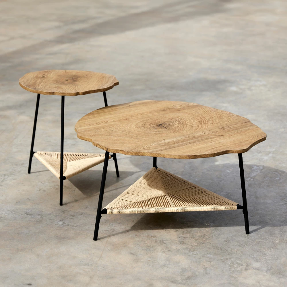 Tavolinë anësore Tree, natyrale e zezë, 46x46x52