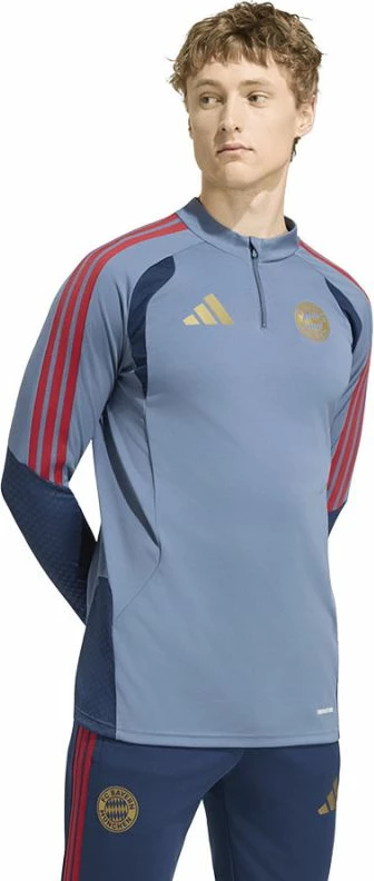 Duks adidas FC Bayern DNA Training Top KF1037