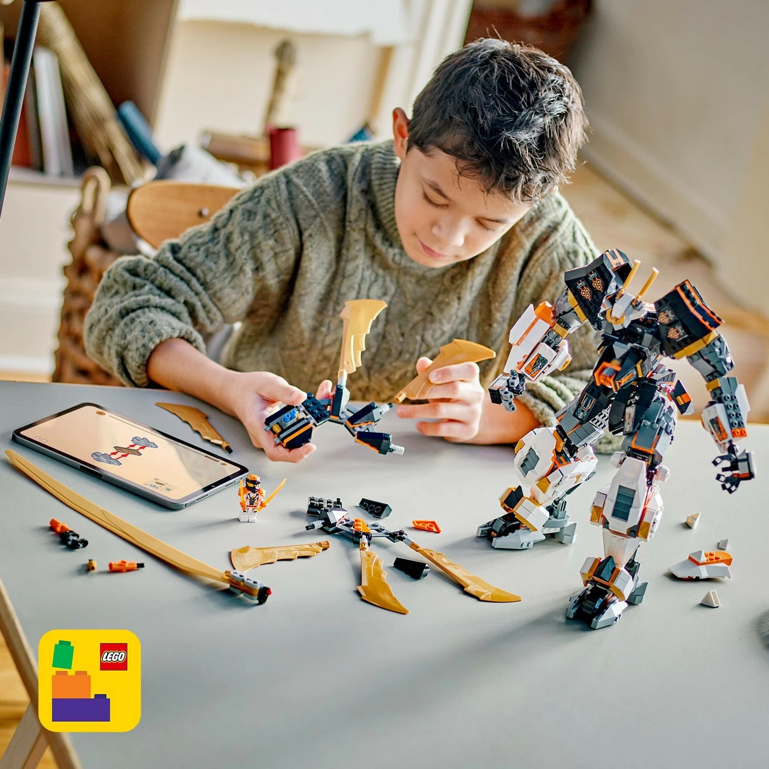 Set ndërtimi LEGO Ninjago 71821 Cole’s Titan Dragon Mech, shumëngjyrësh