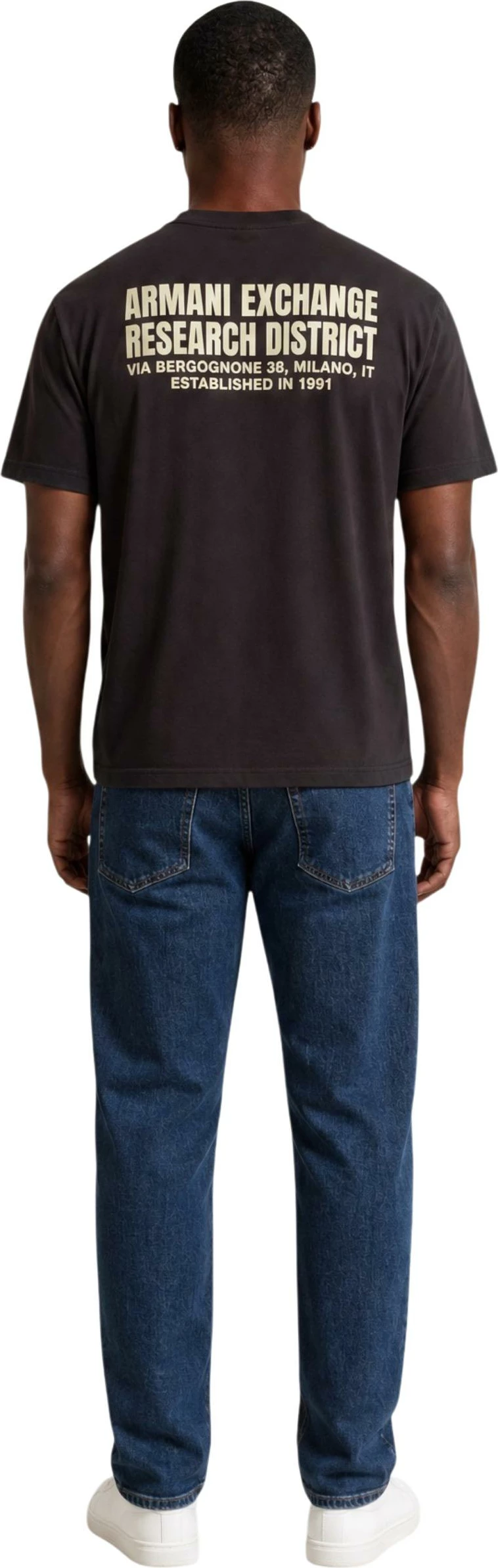 Maicë për meshkuj Armani Exchange XM003026 AF21323, kafe e errët [Madhësia: XS]