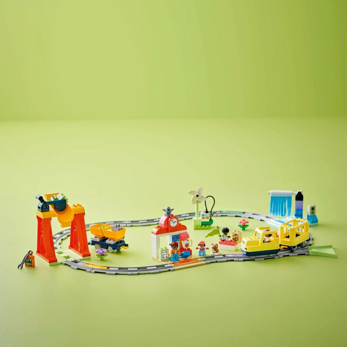 Set lodrash LEGO DUPLO 10428 tren interaktiv i madh, 103 pjesë, shumëngjyrësh