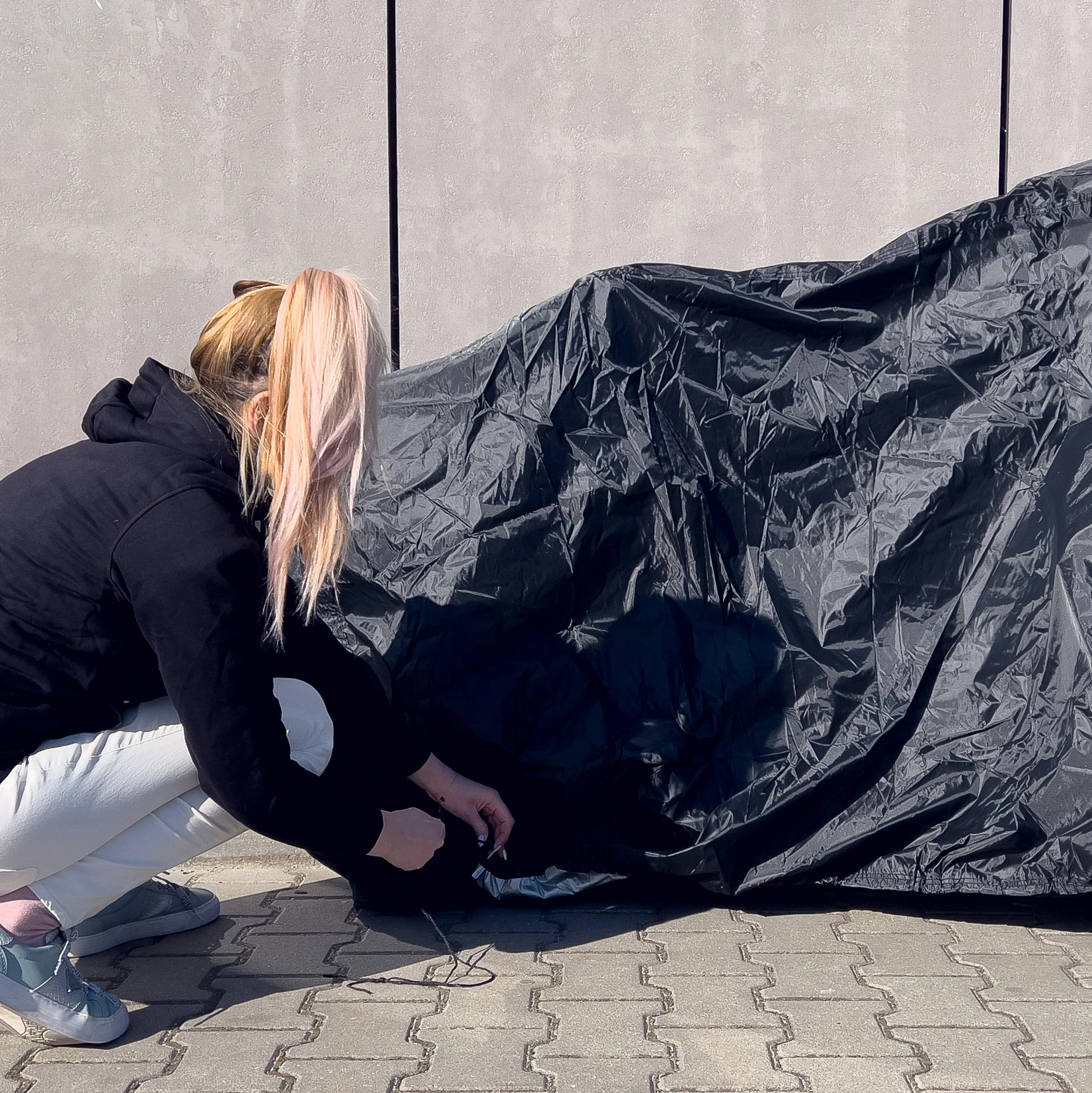 Mbulesë ujërezistuese për grilë/biçikletë/skuter, Hurtel, L 145x61x117 cm, e zezë