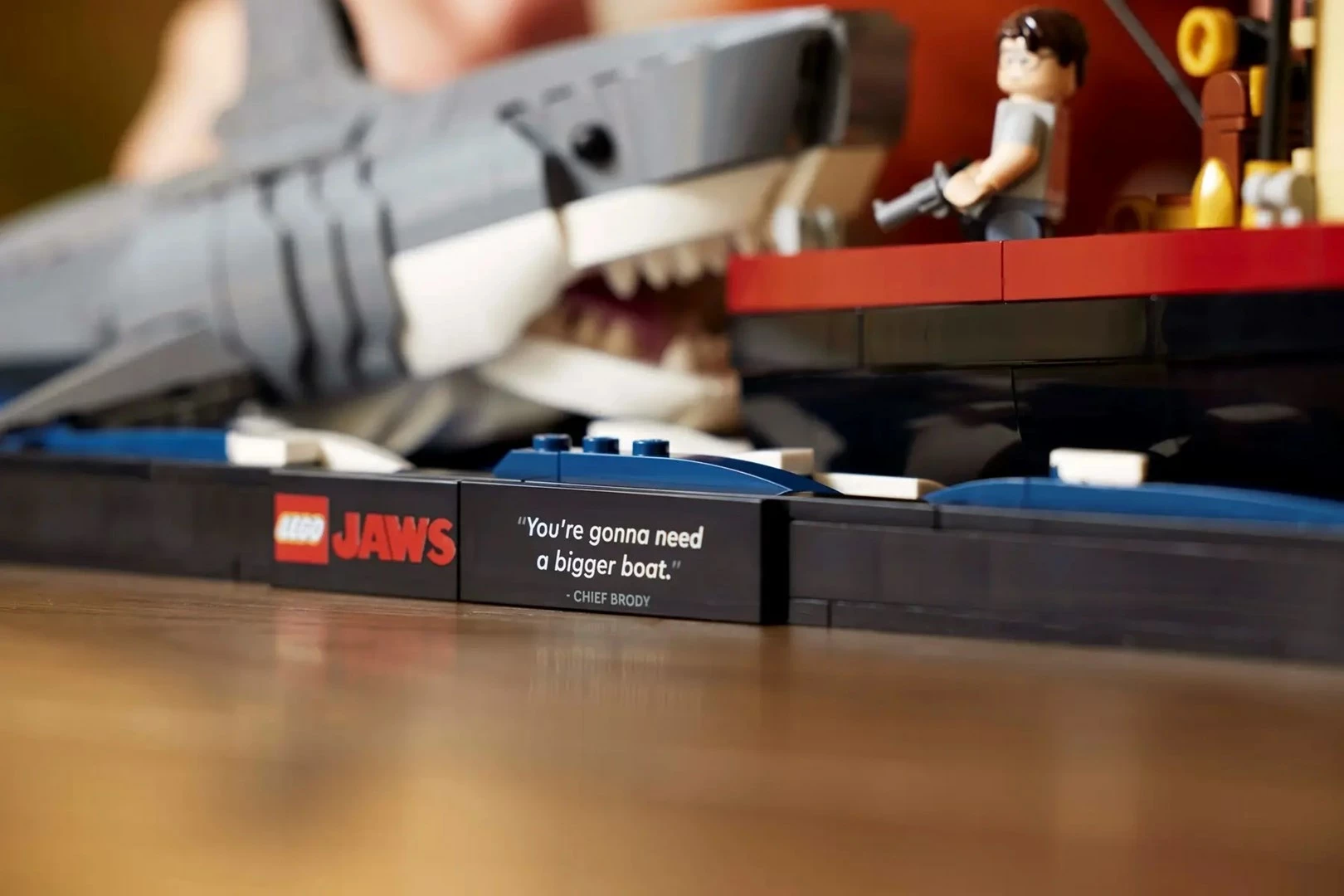 Set LEGO IDEAS 21350 Jaws, për të rritur