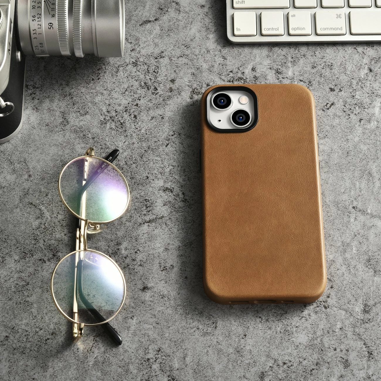 Mbështjellës iCarer Oil Wax Premium Leather me MagSafe për iPhone 14, Kafe
