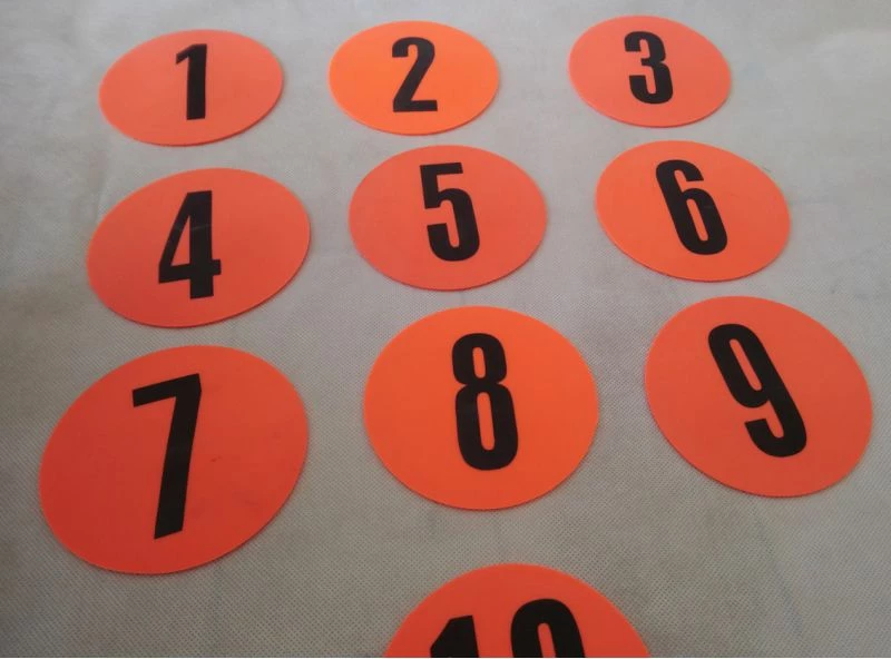 Shenjues të sheshtë për fushë Yakimasport, për të gjitha gjinitë