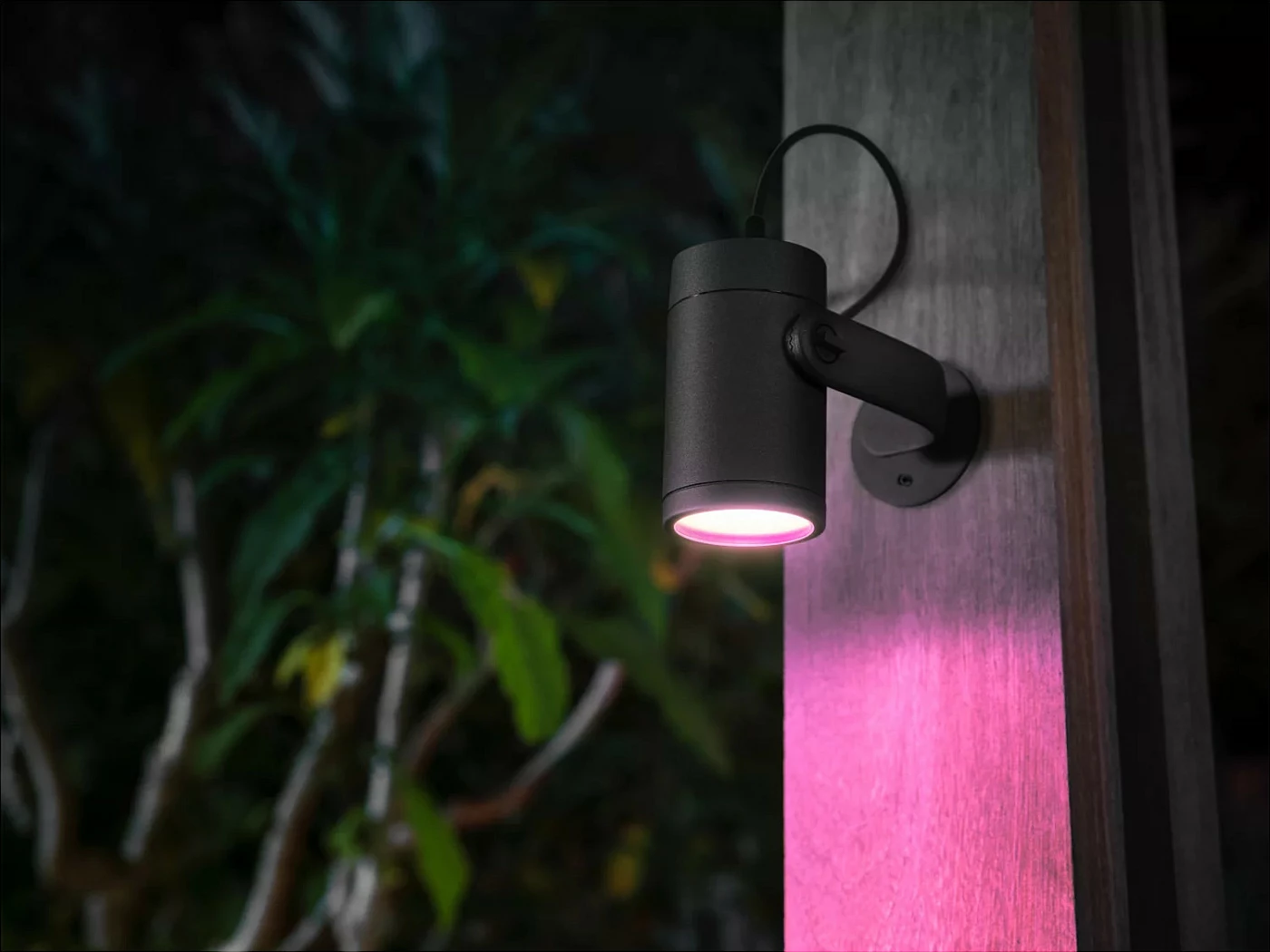 Spot dritë Philips Hue Lily, LED, smart, 8W, alumini, i zi