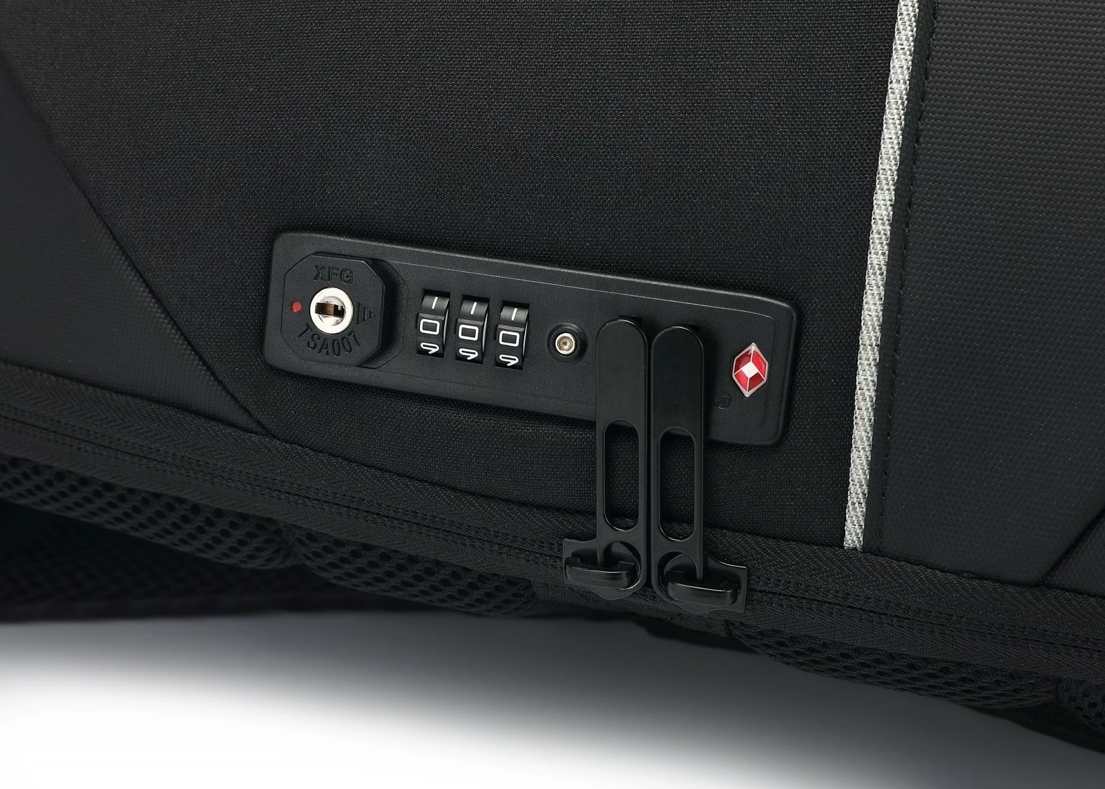 Çantë shpine YENKEE YBB 1501 NOMAD për laptop 15.6", e zezë