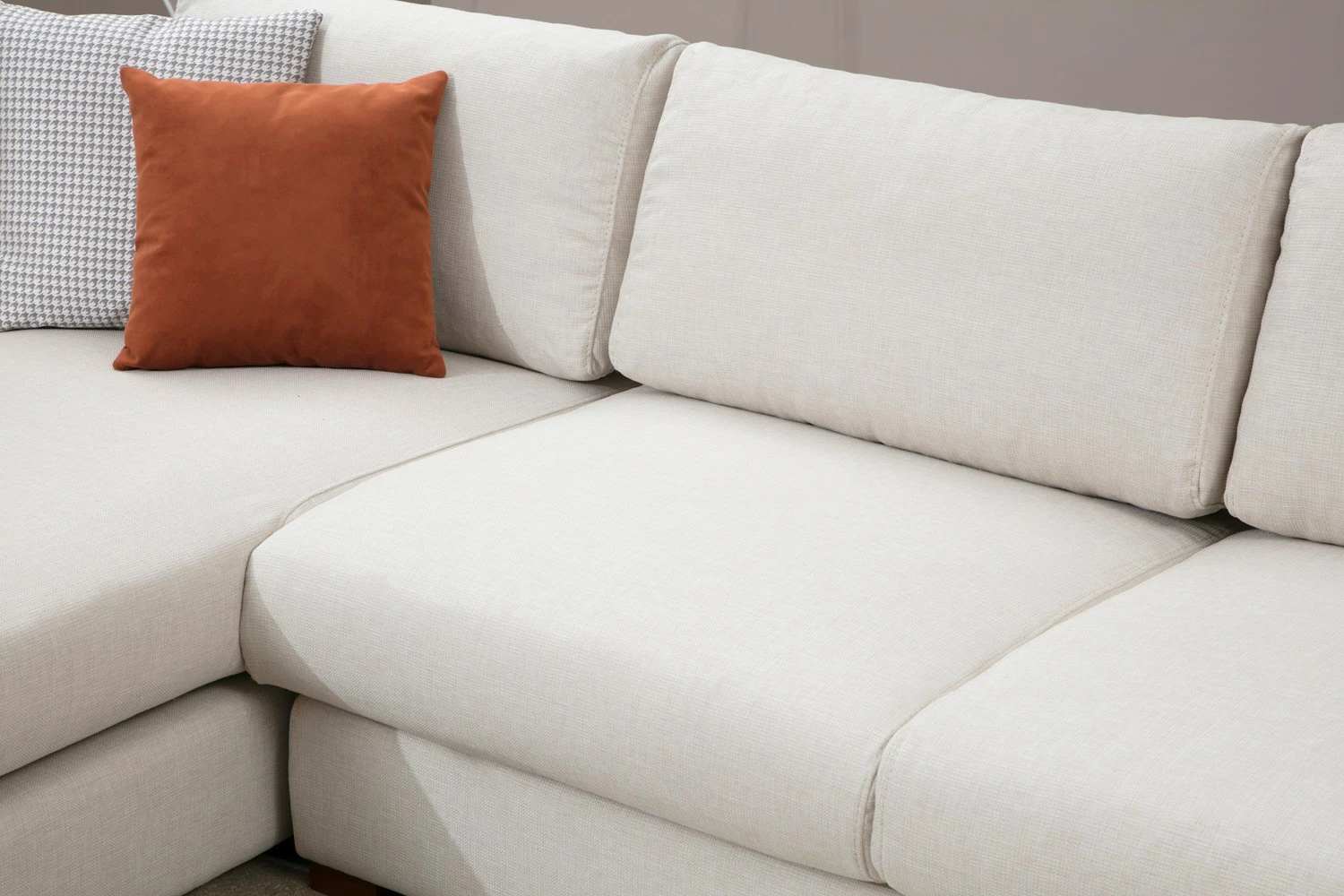 Këndore Atelier del Sofa, Loop 19, me tavolinë, e bardhë