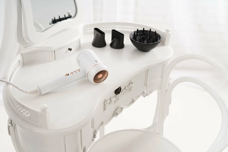 Tharëse Flokësh ETA FENITÉ EXCLUSIVE 932090000