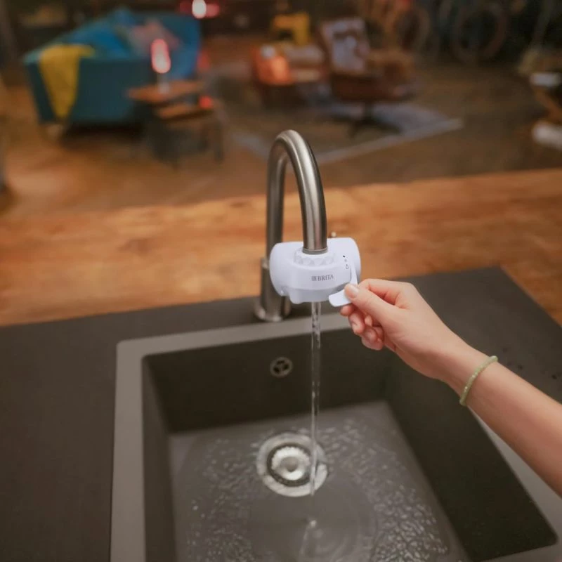 Filtru uji për rubinet BRITA ON TAP V CU CE2, i bardhë