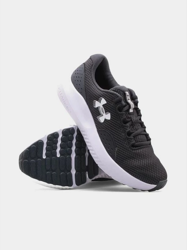 Atlete për femra Under Armour, të zeza