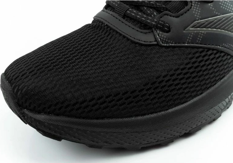 Atlete për meshkuj Joma Meta, të zeza