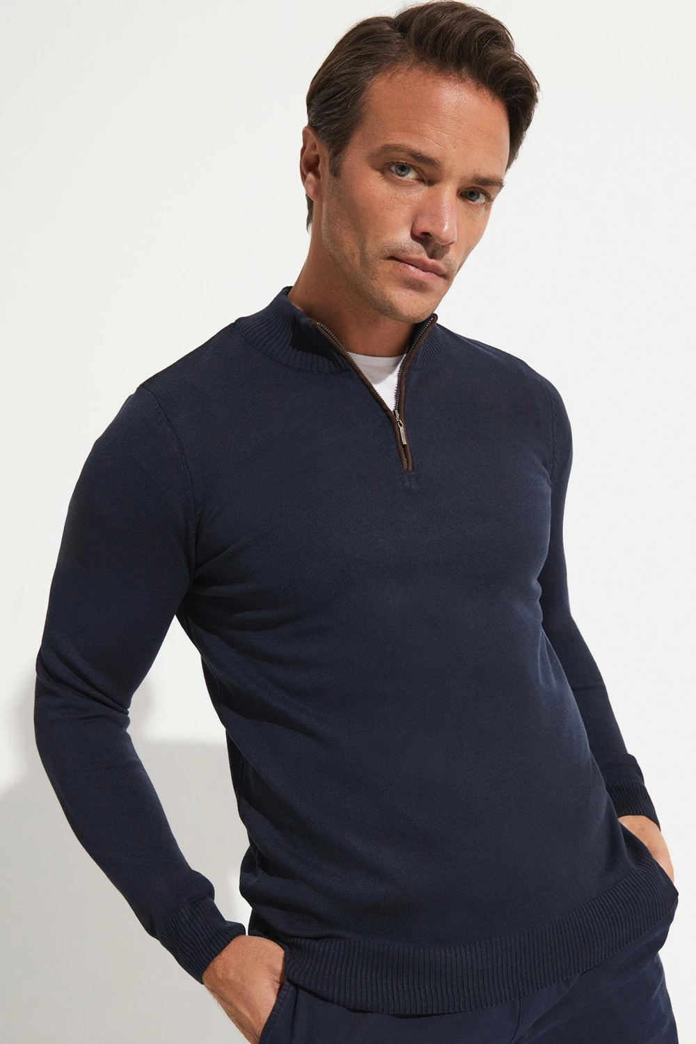 Xhemper për meshkuj June