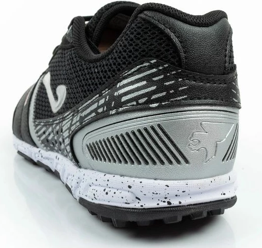 Atlete futbolli Joma për meshkuj, të zeza