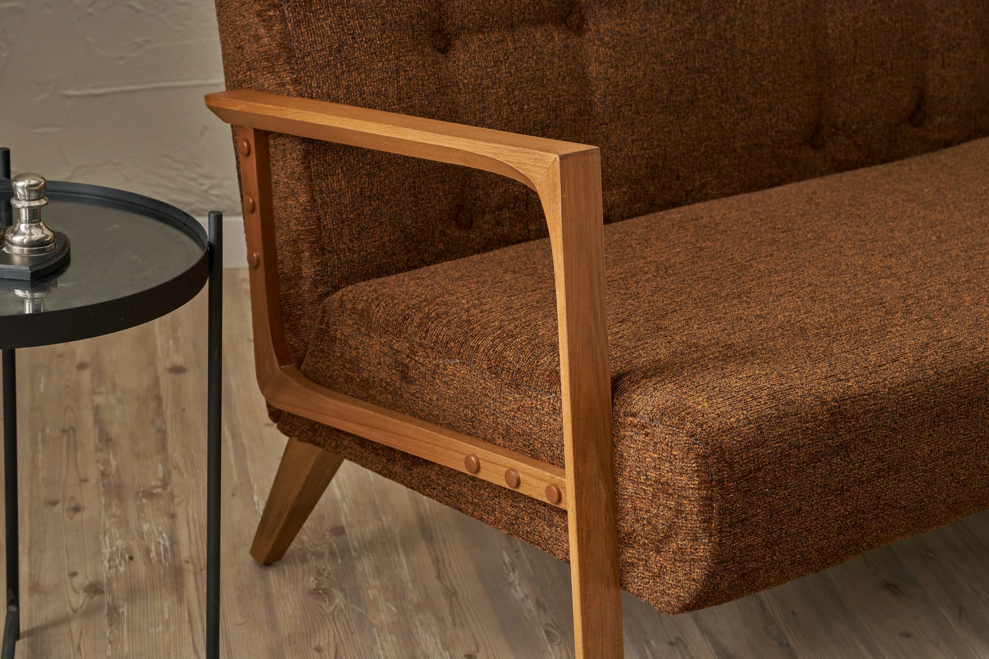 Divan dy vendësh, Atelier del Sofa, Kemer, ngjyrë kafe