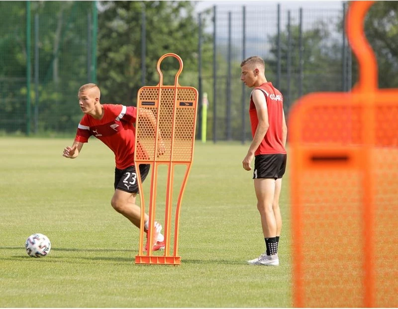 Mur futbolli Yakima PRO 180cm, portokalli