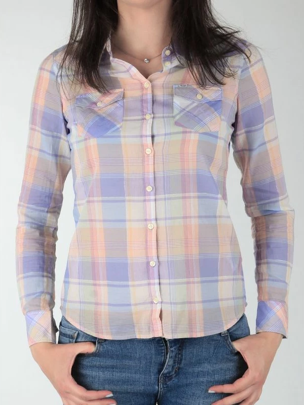 Maicë për femra Wrangler, katrore