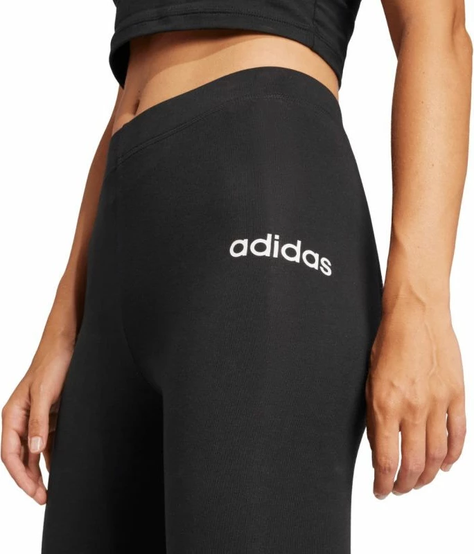 Hellonka adidas për femra, të zeza