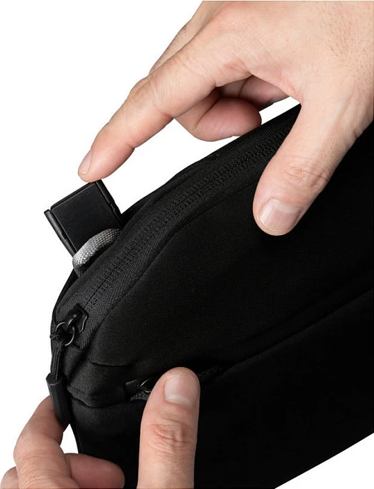 Çantë laptopi Targus Work 14" 3-në-1 Tech Brief, për 14", e zezë