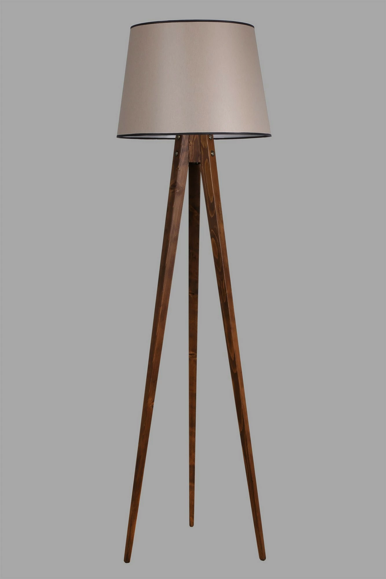 Llambë dyshemeje tripod, ngjyrë arre, Opviq, Pramit 82, abajur
