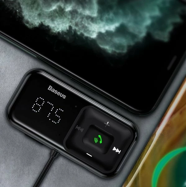 Transmetues FM me Bluetooth dhe karikues Baseus S-16, i zi