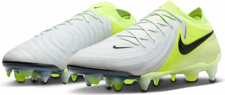 Atlete futbolli Nike për meshkuj, të bardha dhe të verdha