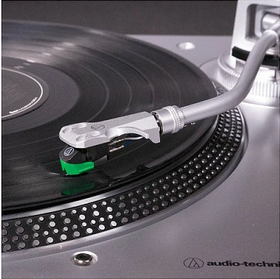 Gramafon Audio-Technica AT-LP120X, USB, argjend