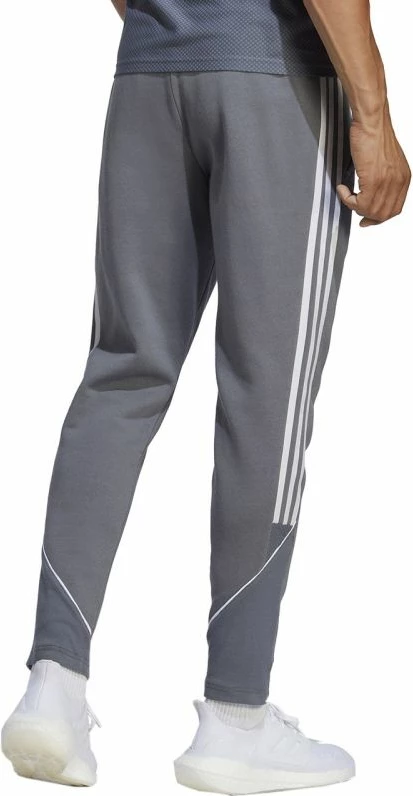 Pantallona sportive adidas për meshkuj, ngjyrë gri [Madhësia: S]