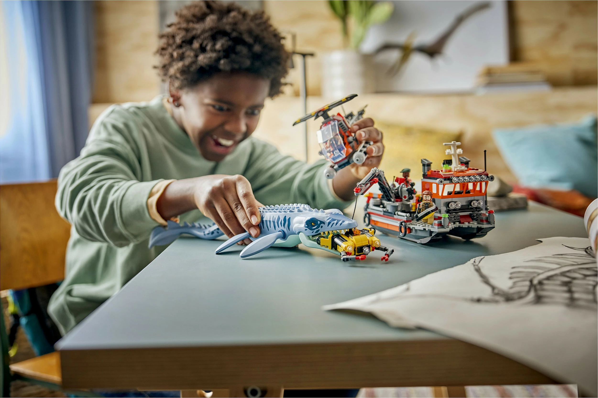 Set LEGO Jurassic World 77983 Mosasaurus Boat Attack, 703 copë