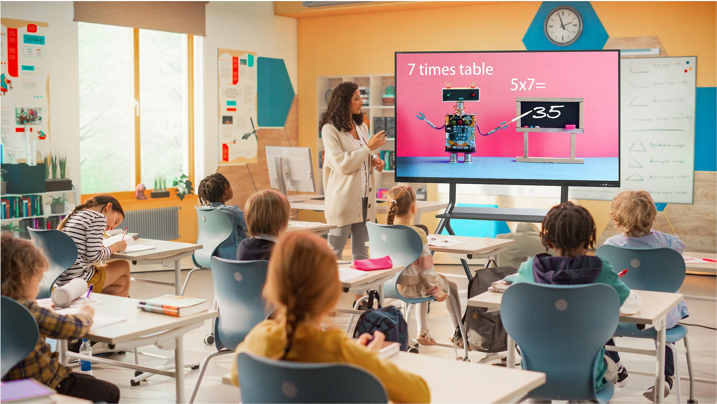Ekran interaktiv AVOCOR S-Serie AVS-7510, 75 inç, 4K Ultra HD, Touchscreen, 64GB, i zi