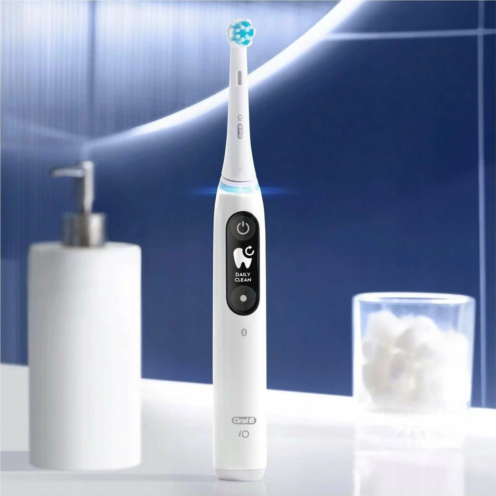 Furçë dhëmbësh elektrike Oral-B iO Series 6, 5 mënyra, OLED, me sensor presioni, me aplikacion, set 1 kokë + stacion karikimi + kuti udhëtimi, e bardhë