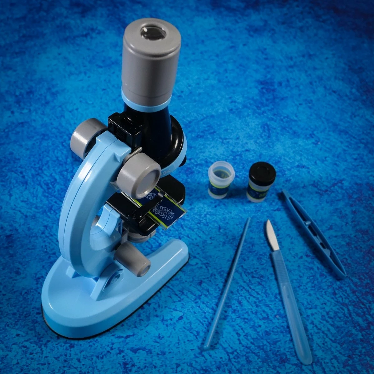 Mikroskop Lisciani I’m a Genius, set edukativ, plastikë, zmadhim deri 1200x, për fëmijë