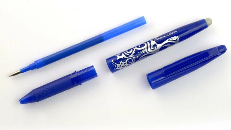 Stilolaps me bojë që fshihet, Pilot, BL-FR7-R Frixion Ball, vijë 0.4 mm, e kuqe