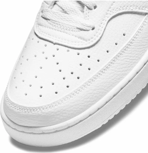 Atlete për meshkuj Nike, të bardha