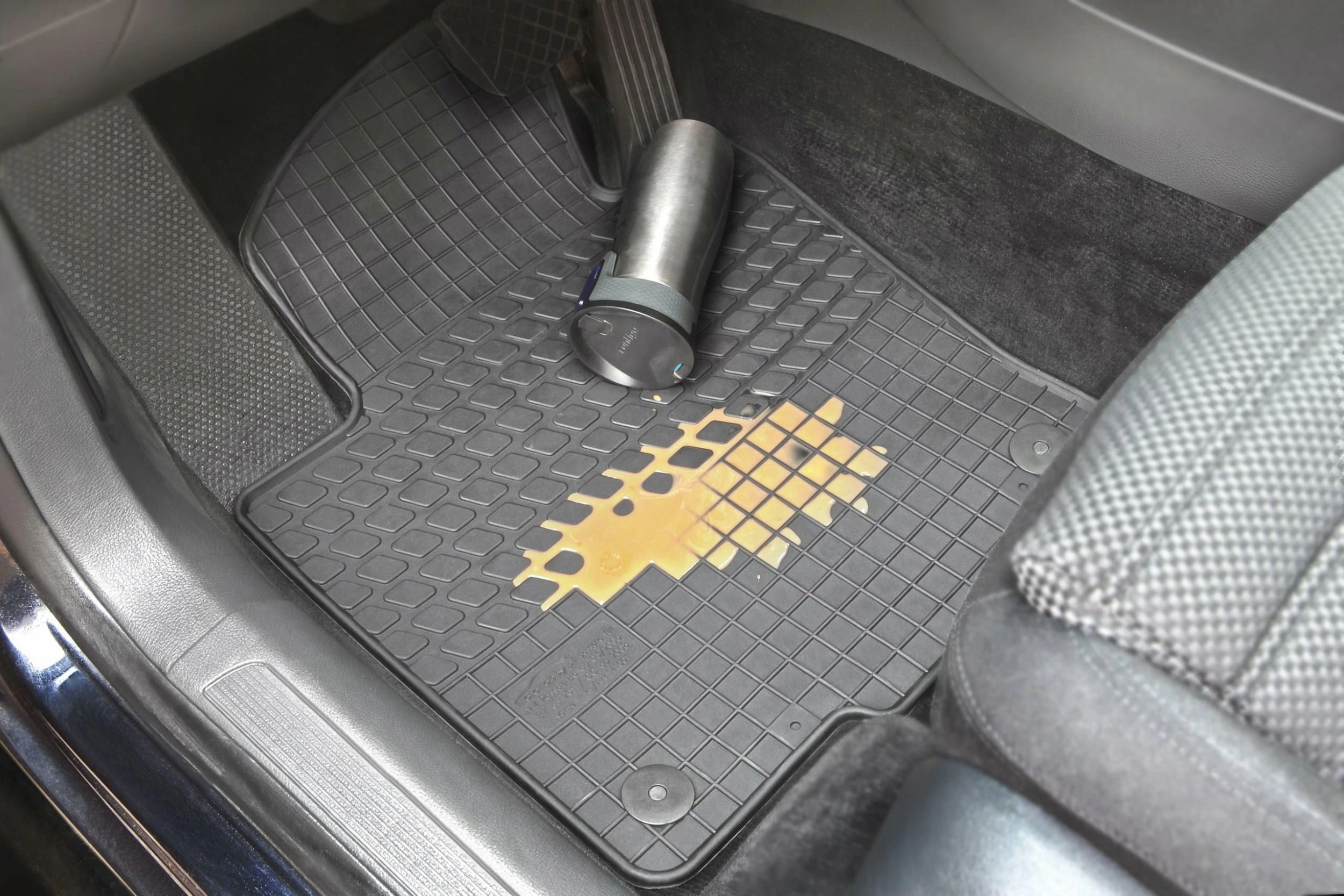 Set tapetash gome NoName Honda Jazz IV (2013-2020), 4 copë, e zezë