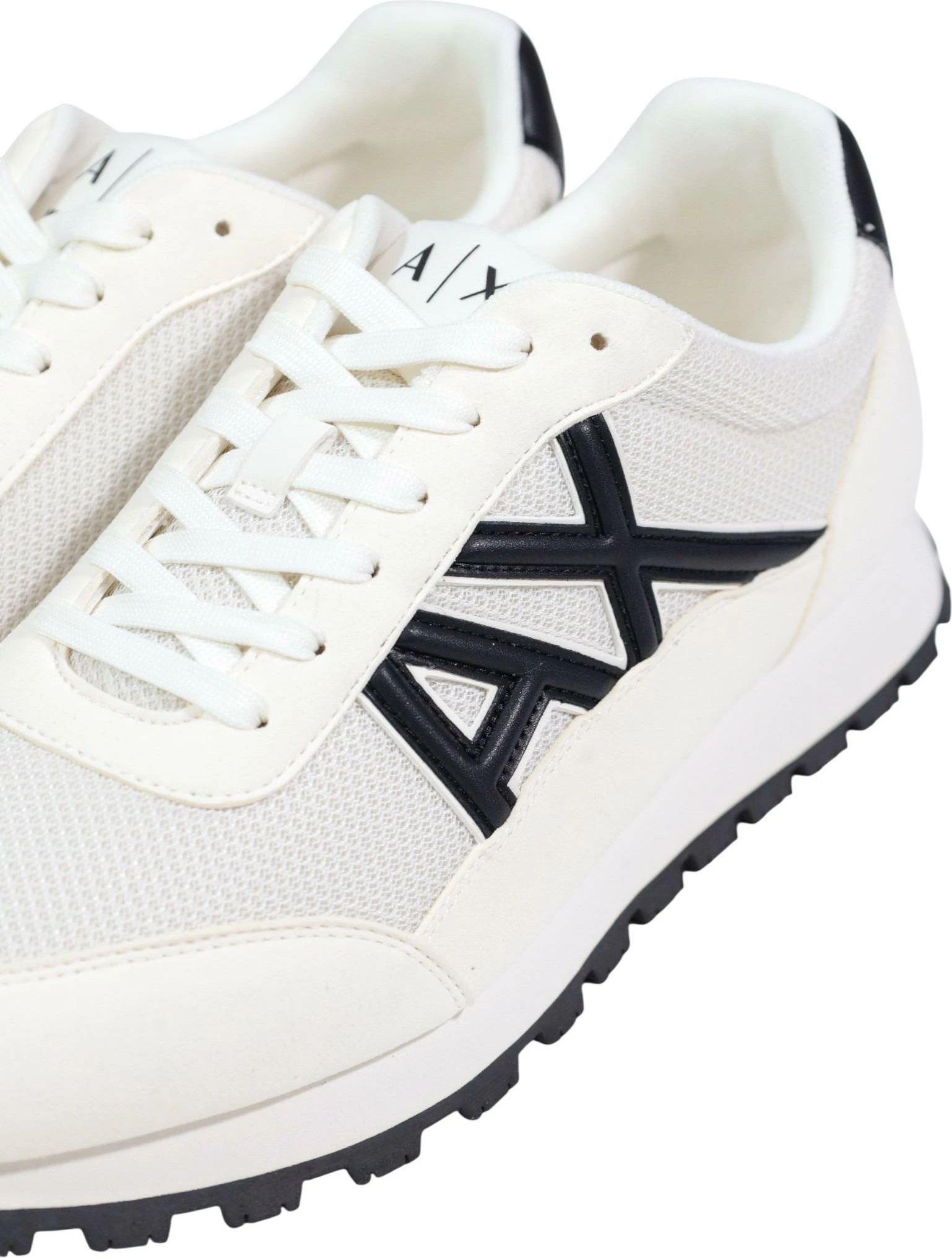 Atlete për meshkuj Armani Exchange XM001960 AF19388, bardhë-zi [Madhësia: 43]