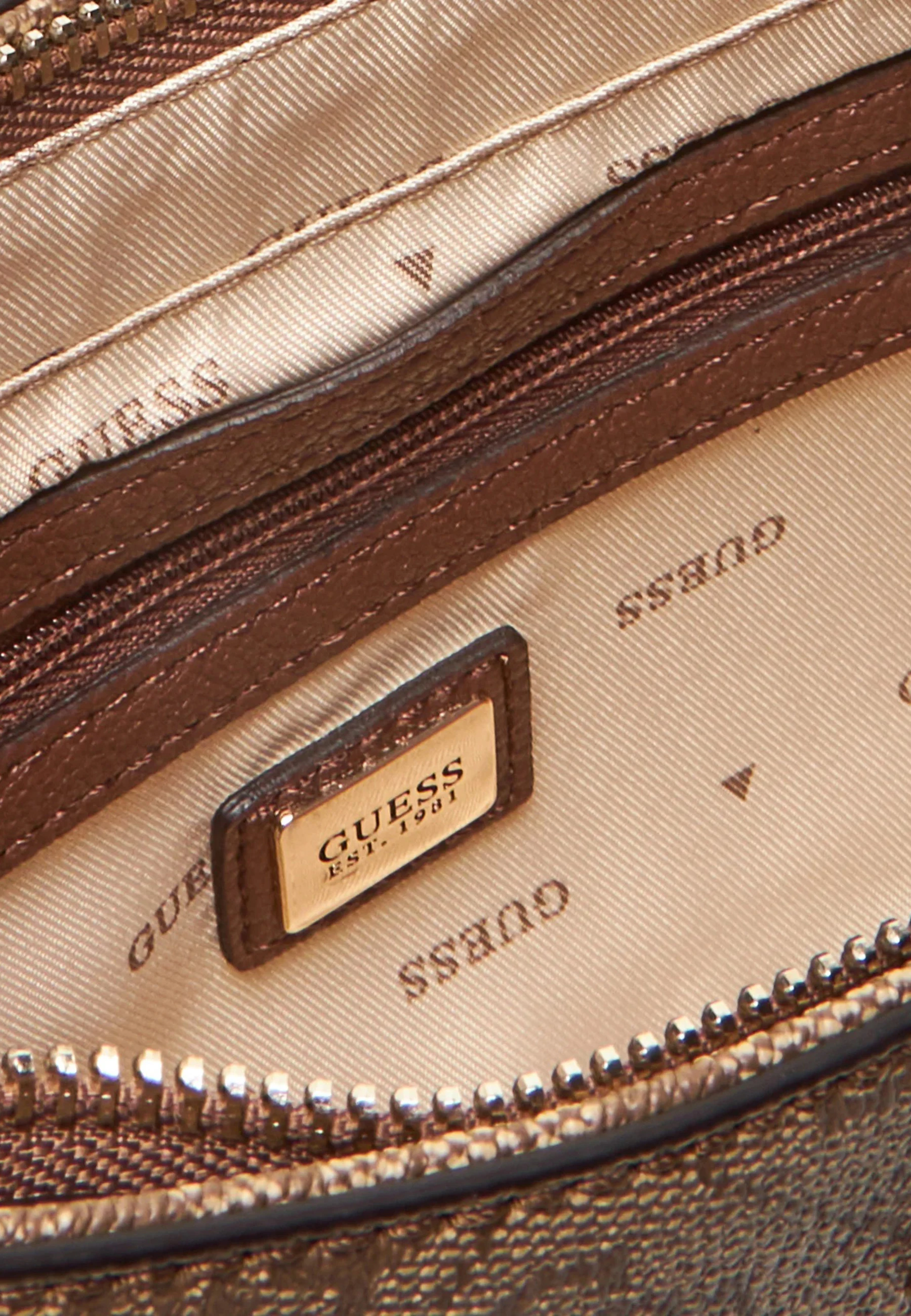Çantë krahu Guess Noelle II HWBG96 72180, bezhë e errët