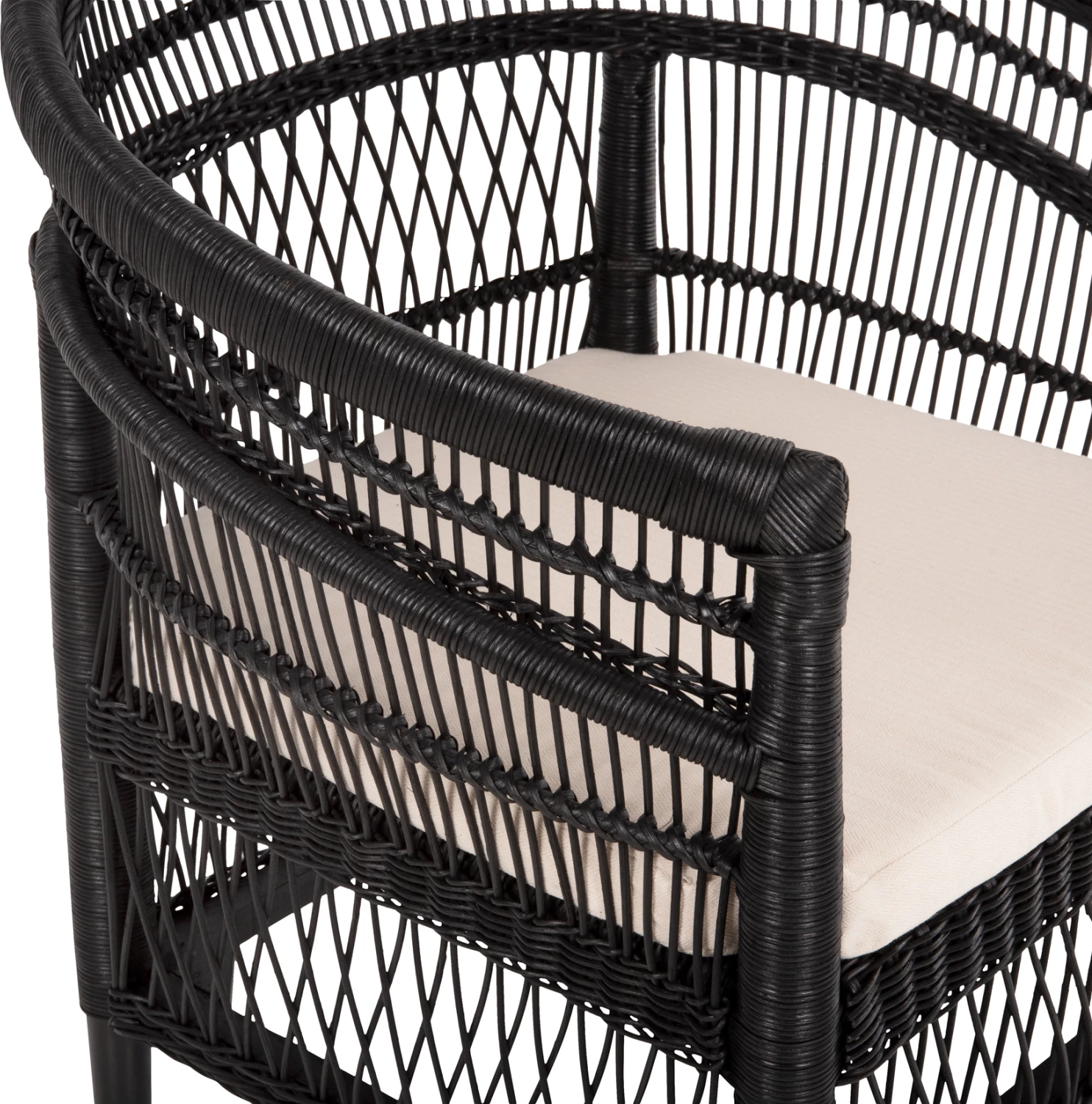 Karrige Malawi FH9635.03 dru mahogany me rattan, jastëk bardhë e zi, 80x70x86H cm