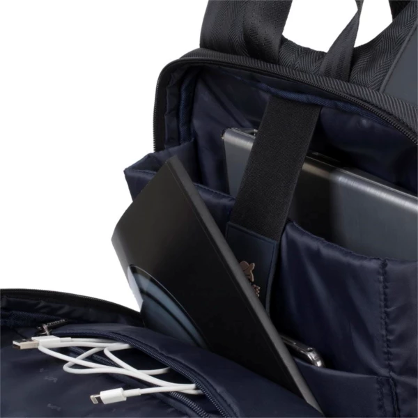 Çantë shpine për laptop RivaCase 8125, 14\", e zezë