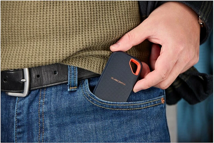 SSD eksterne SanDisk Extreme Portable 2TB, USB-C, 2000MB/s, IP65, e zezë/kuqe