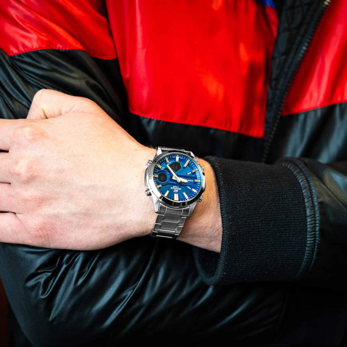 Orë dore Casio Edifice EFV-C120D-2A, e argjendtë/kaltër